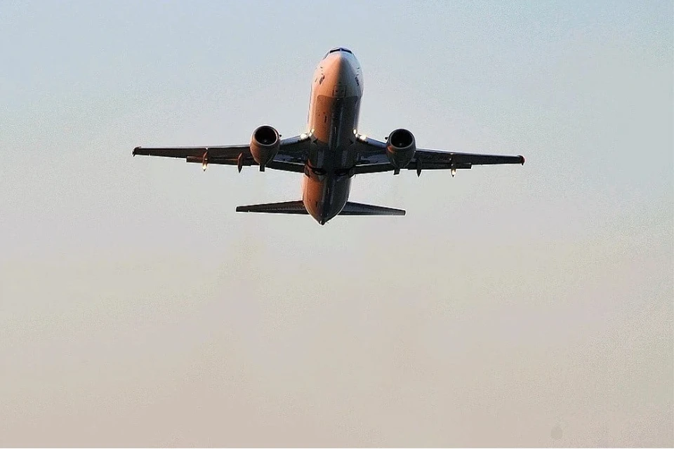 Reuters: в США у самолета Boeing 737 на взлете оторвался капот двигателя