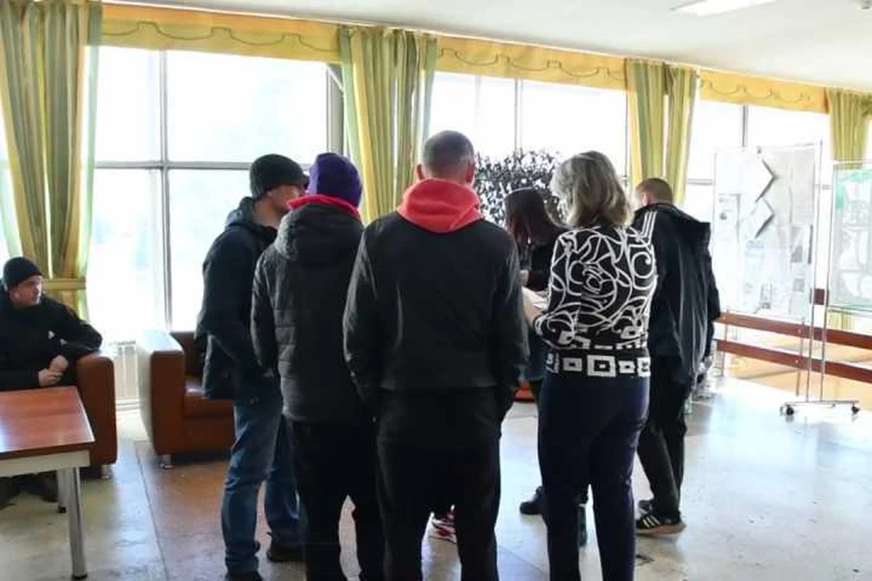 Шесть жителей Братска подпишут контракт и отправятся в зону СВО. Фото: администрация Братска