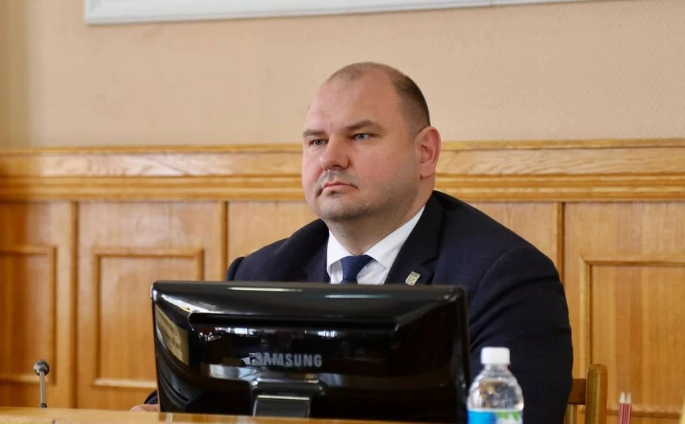 Денис СПирин после отставки намерен временно отдохнуть. Фото: ТК-канал Дениса Спирина.