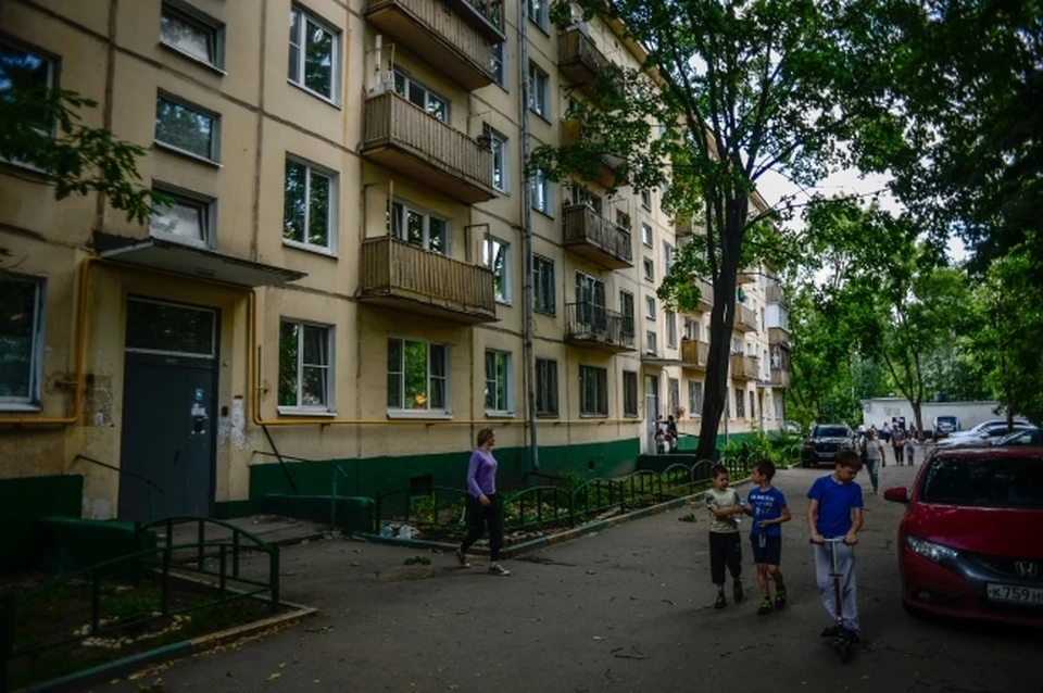 Жители Ростова-на-Дону пожаловались на пристройку на улице Мечникова