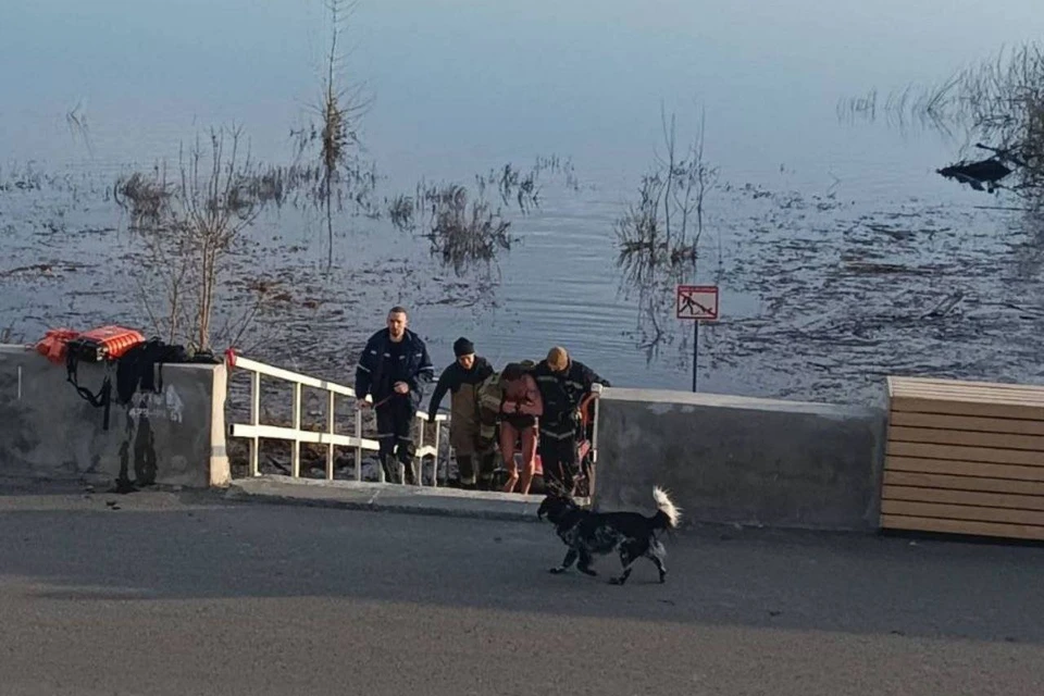 Мужчину спасли из реки Волги в Нижнем Новгороде 14 апреля.