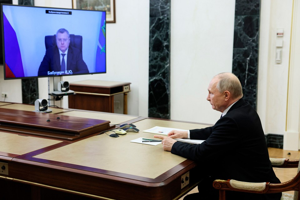 Президент России Путин поддержал перевыборы губернатора Астраханской области