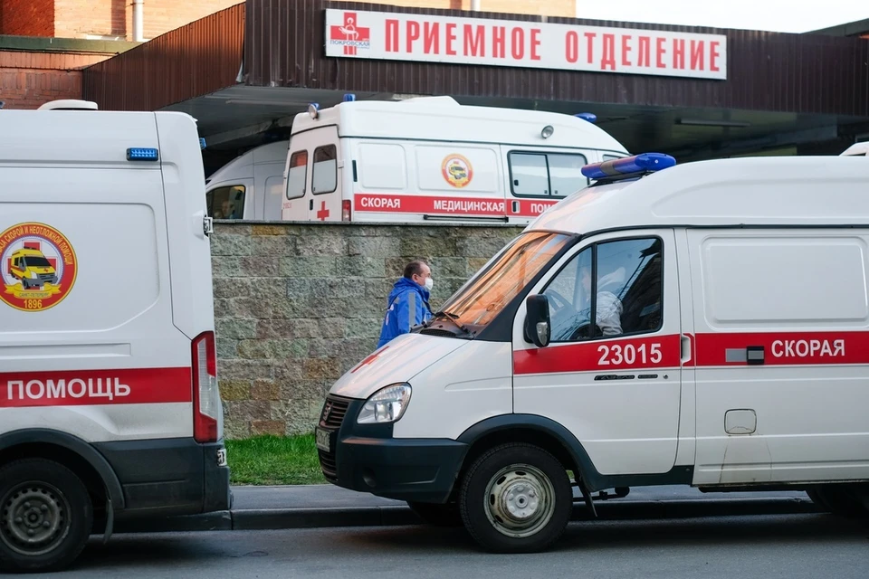 Девушек доставили в тяжелом состоянии.