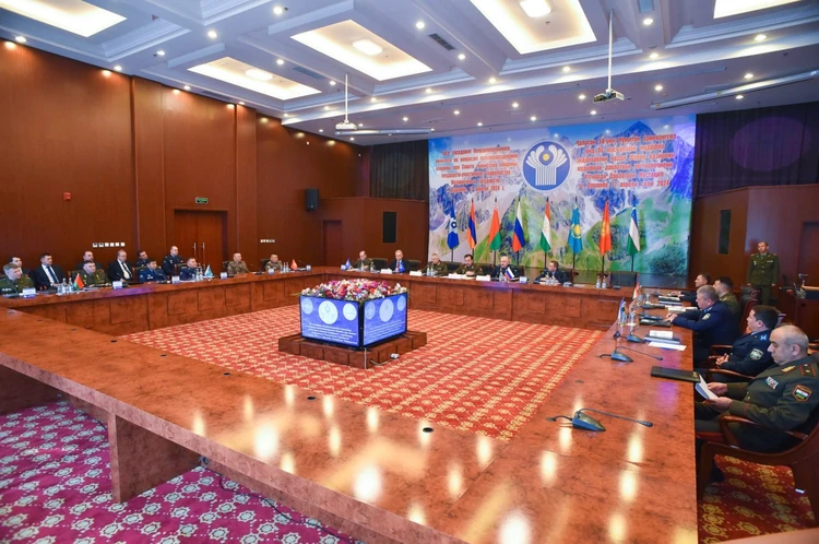 Военные делегации стран СНГ обсудили воздушно-космическую оборону содружества