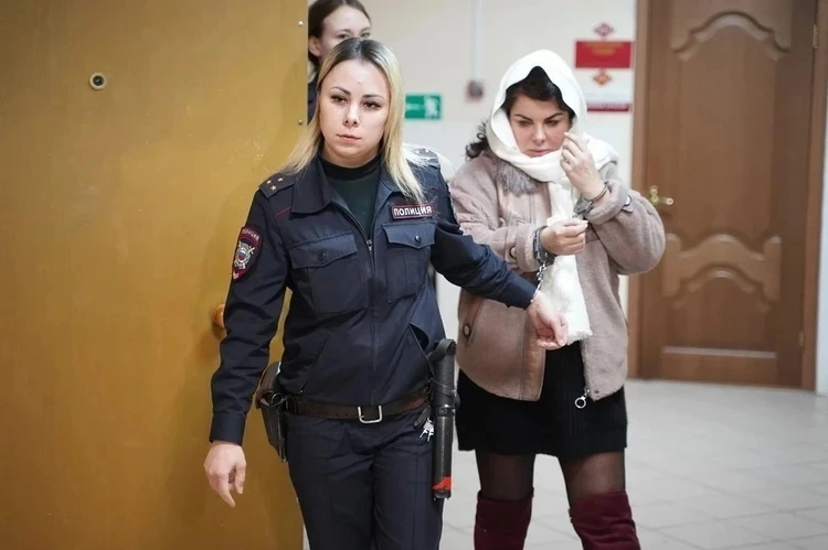 Вместе с подругой заказала мужа киллеру: женщину-депутата из Чапаевска Наталию Гурьянову приговорили к 6,5 годам колонии