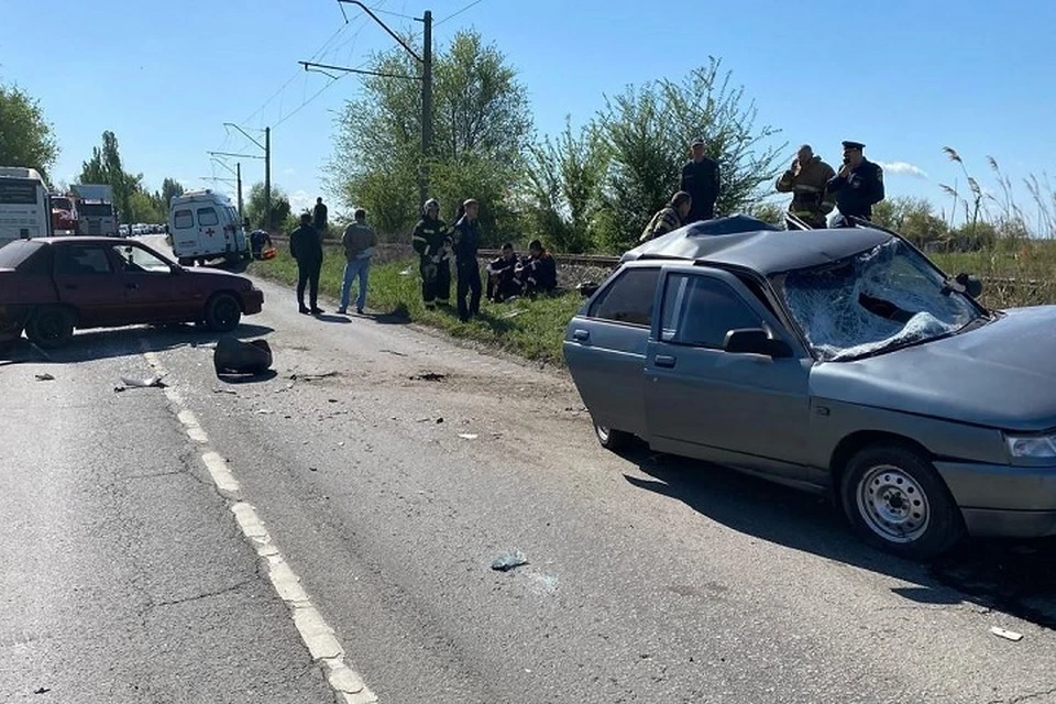 Сейчас причины и обстоятельства случившегося уточняют сотрудники полиции. Фото: отдел пропаганды УГИБДД России по Ростовской области