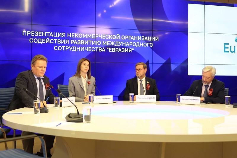 Главная задача организации — увеличить количество горизонтальных связей между странами СНГ в культуре, спорте, образовании, просвещении.