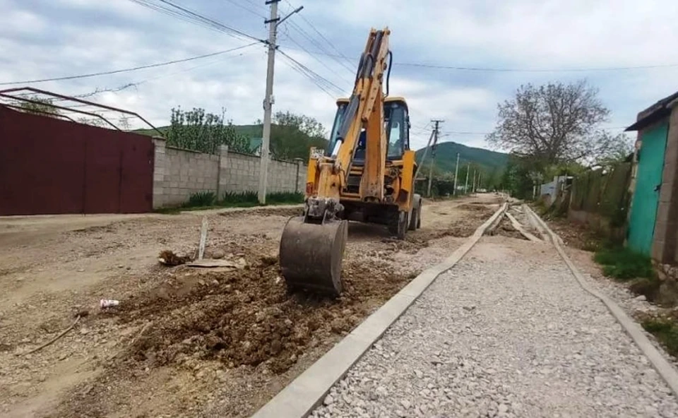 Дорога изменяется на глазах. Фото: sev.gov.ru