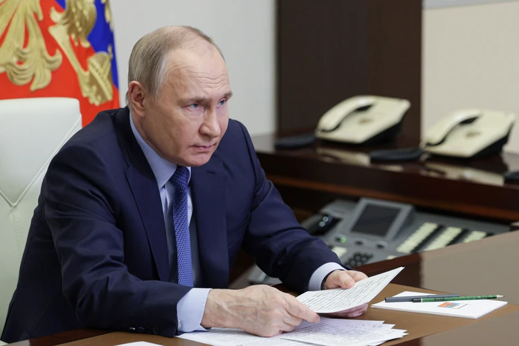 Владимир Путин: ВВП России растет быстрее прогнозов правительства