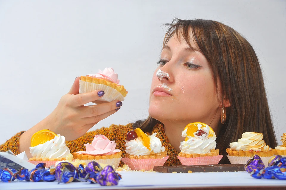 Определенные варианты генов влияют на тягу к сладостям и восприятие сладкого вкуса.