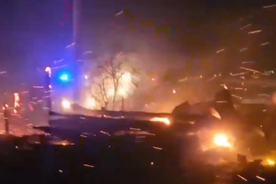 Жителей Улан-Удэ эвакуируют из-за разгорающихся по всему городу пожаров, фото: скриншот из видео