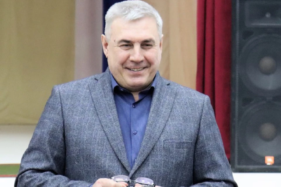 Поздравляем с днем рождения мэра Куйтунского района Алексея Непомнящих Фото: Иванишко Н. П.