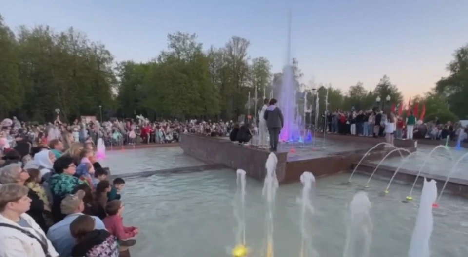 В Обнинске открылся сезон светомузыкальных шоу на фонтане