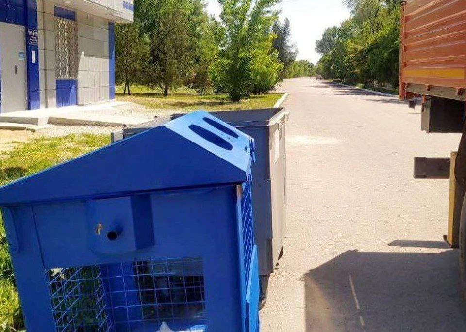 "Экологический оператор Херсонской области" устанавливает контейнеры для раздельного сбора мусора. ФОТО: ГБУ ХО "Экологический оператор Херсонской области"