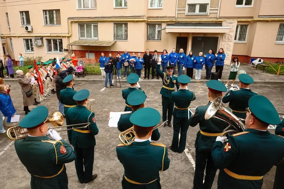 Персональные парады проводят для нижегородских ветеранов в преддверии 9 Мая. Фото: НРО ВОД «Волонтеры Победы»