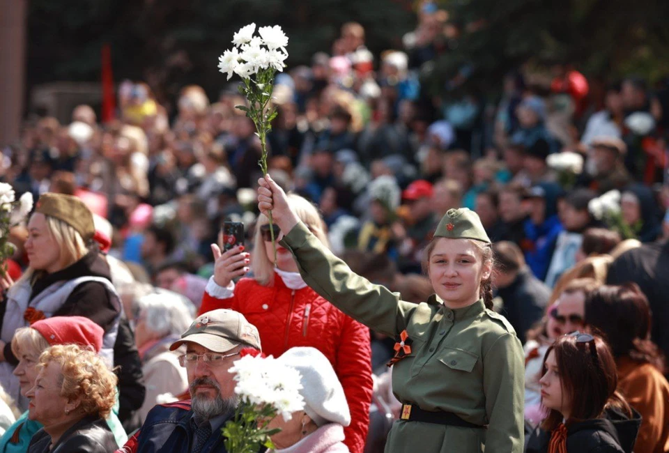 Алексей Текслер принял решение о дополнительной помощи ветеранам ко Дню Победы.