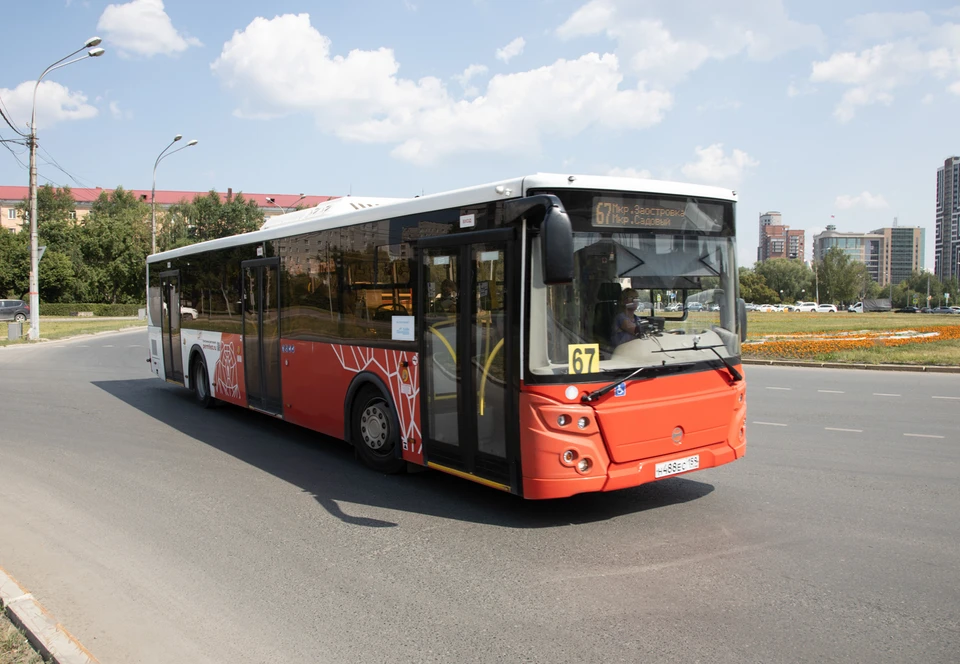 Как будут ходить автобусы и трамваи в Перми на День Победы 9 мая 2024 года.