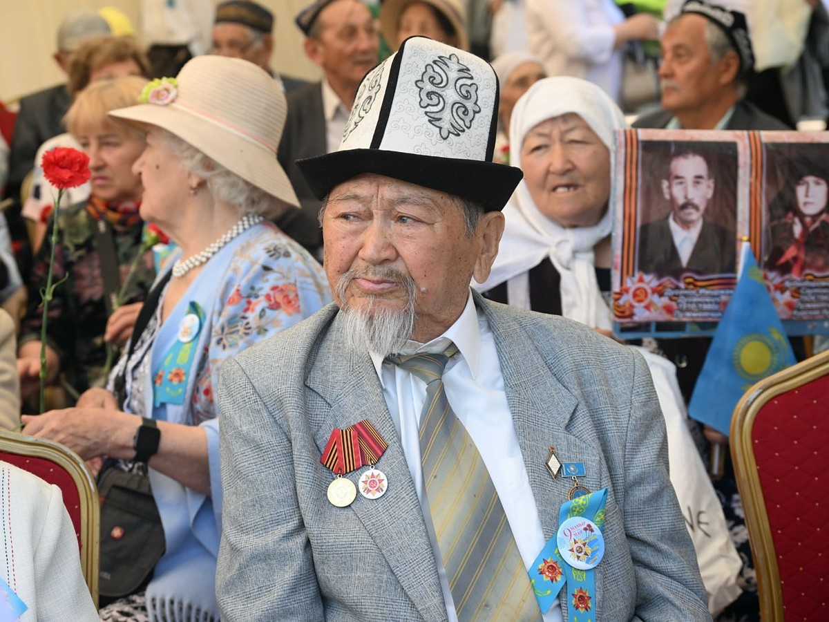 Не было бы Победы, не было бы нас»: Казахстан празднует 79-летие Победы -  KP.RU