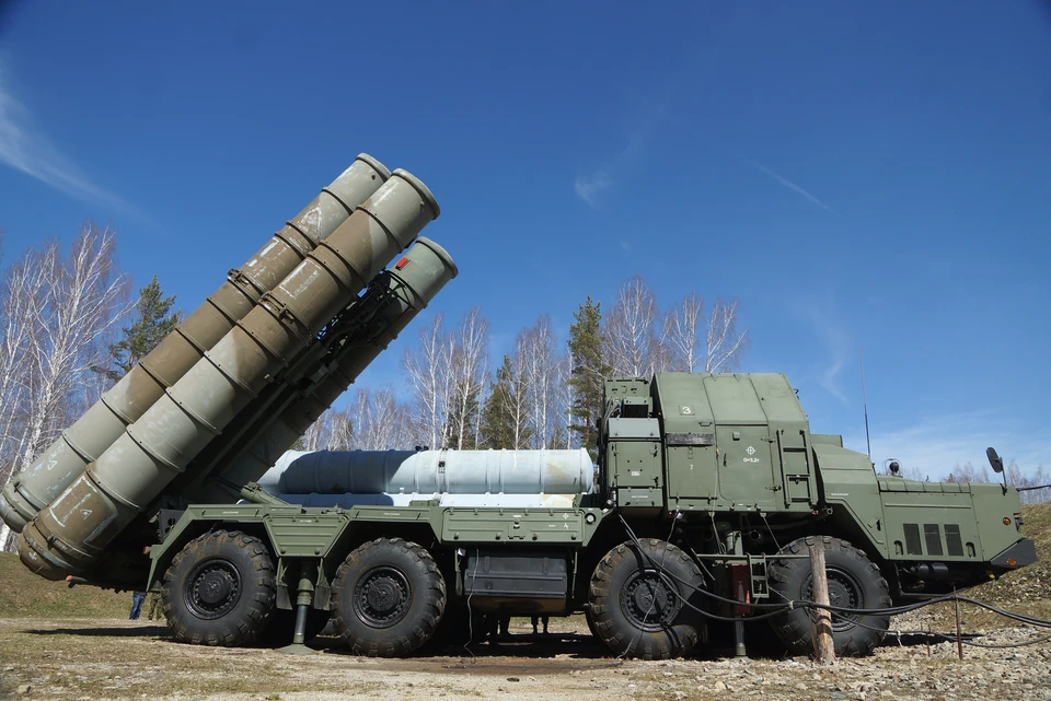 Российские средства ПВО сбили ракету западного производства над Мариуполем