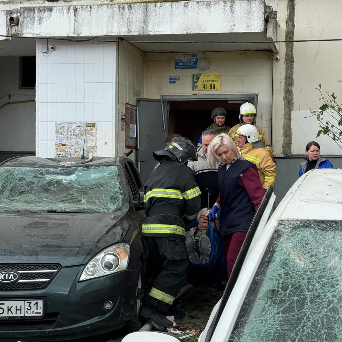 Обрушение подъезда дома в Белгороде 12 мая 2024 года: Видео, пострадавшие,  последние новости - KP.RU