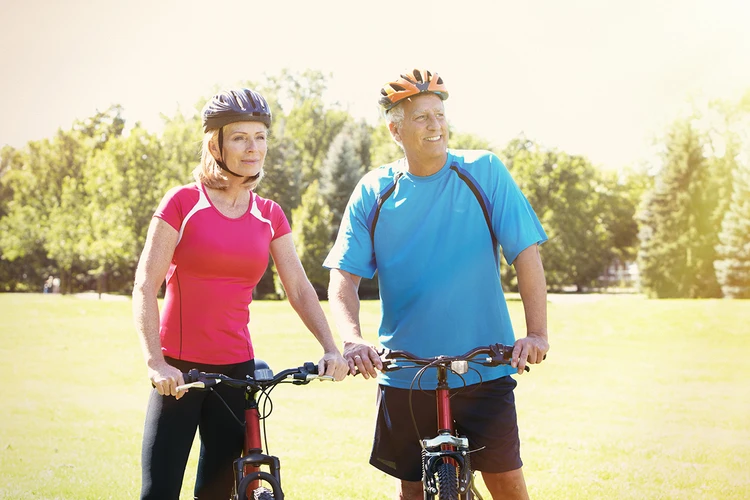 Как рулить к здоровью: Правила велотренировок для тех, кому за 60