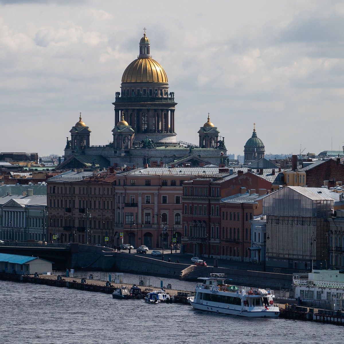 Бесплатные детсады, рост зарплаты в два раза и метро на юге: Что Александр  Беглов пообещал Петербургу в ближайшие годы - KP.RU