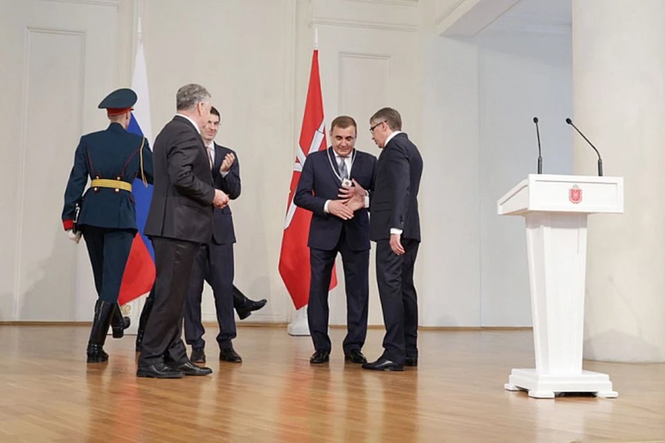 Экс-губернатор Алексей Дюмин стал Почетным гражданином Тульской области