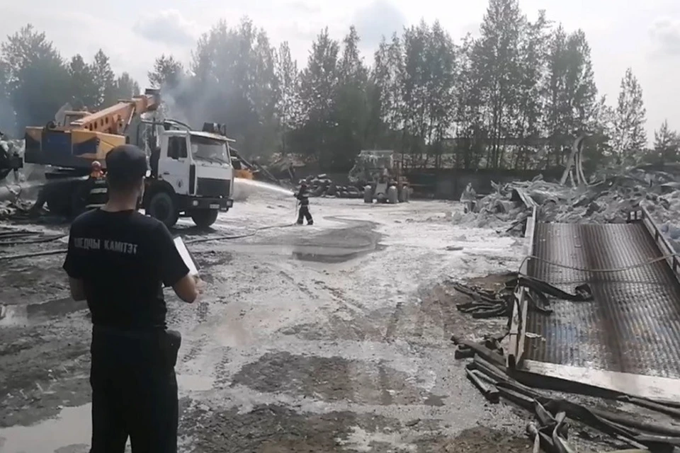 Следователи назвали причину пожара на складе химпродукции в Колодищах. Фото: sk.gov.by