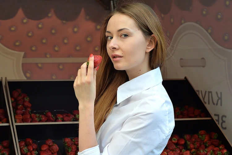 Клубничная пора: сколько можно съесть ягод без вреда для талии