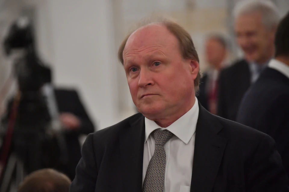 Путин освободил Владимира Толстого с поста советника президента РФ - KP.RU