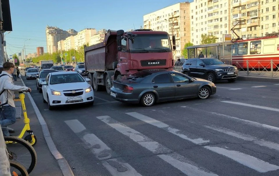 Причины произошедшего выясняются. Фото: телеграм-канал «Мегаполис».