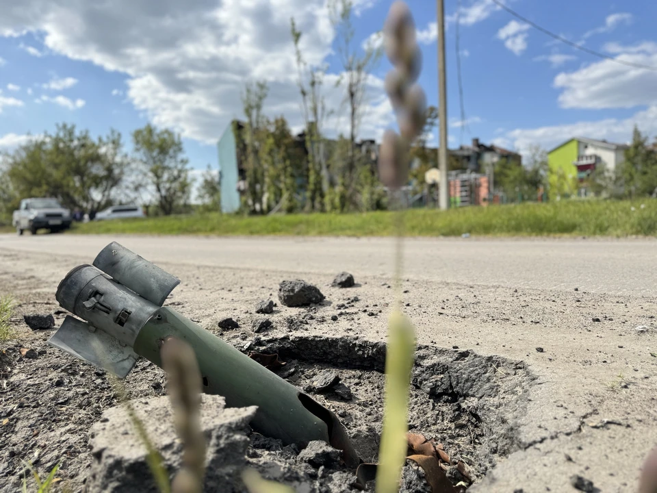 В момент прилета снаряда погибшая женщина находилась в теплице.