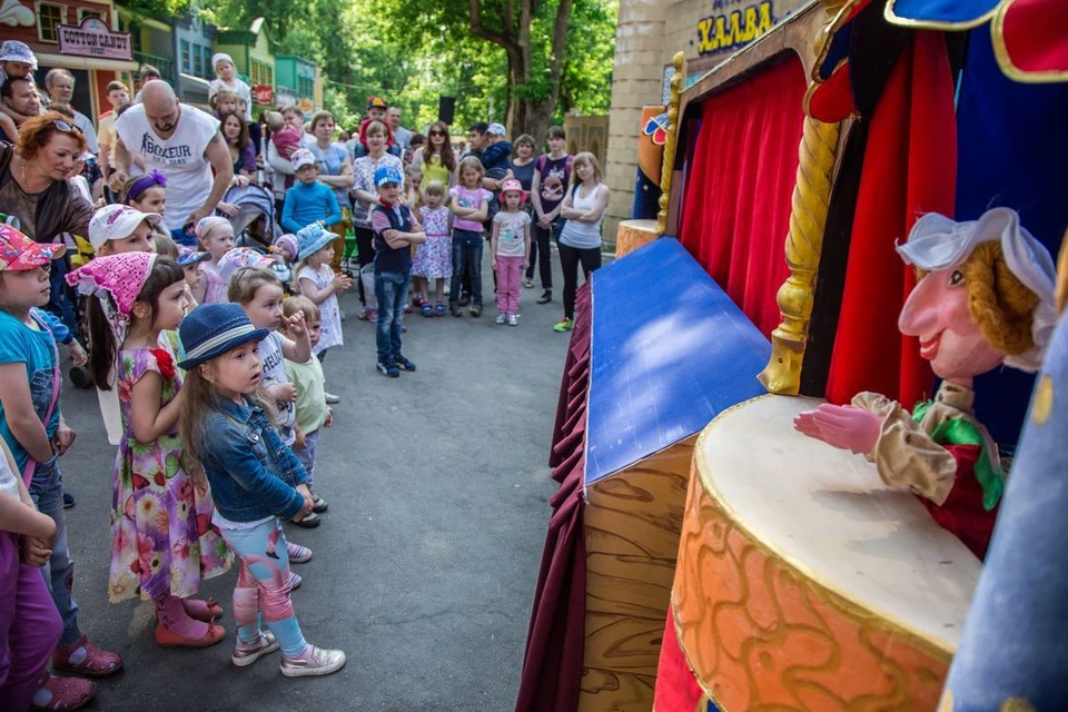 В Алтайском театре кукол состоится третий фестиваль «Зазеркалье».