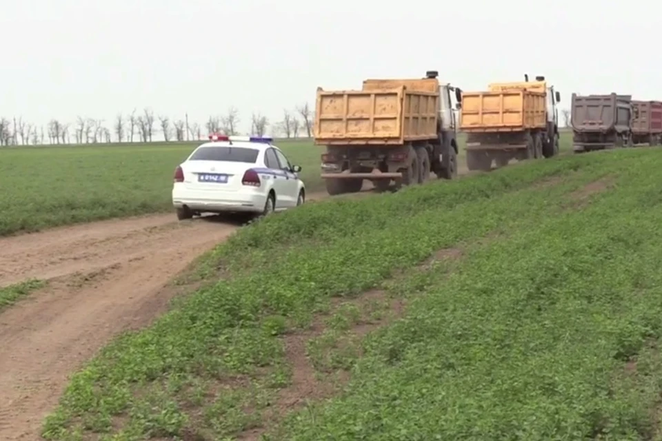 Сотрудники полиции задержали ОПГ, занимавшихся хищением песка в ДНР. Фото: МВД ДНР