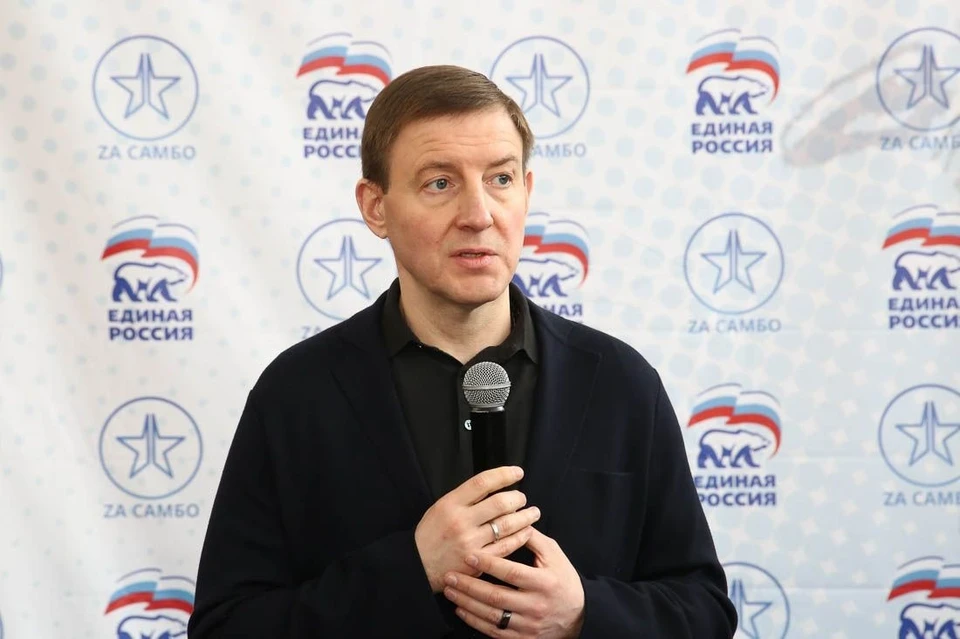 Андрей Турчак во время визита в Республику Алтай