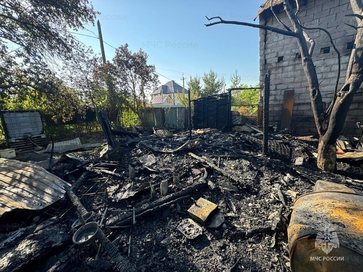 Три человека попали в больницу из-за пожара в Красноглинском районе Самары  - KP.RU