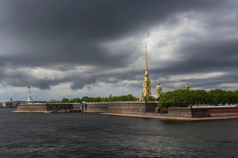 Ливни с грозой и градом пройдут в Петербурге в четверг, 6 июня.