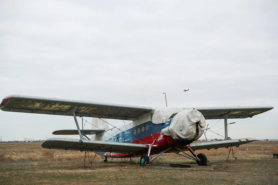 Проверка проходит на аэродроме, где всегда прыгают парашютисты. Фото: администрация Волгоградской области.