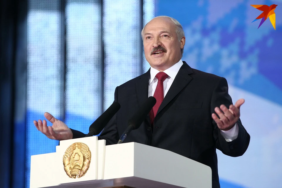 Александр Лукашенко поздравил белорусских писателей с юбилеем их творческого союза. Фото из архива.