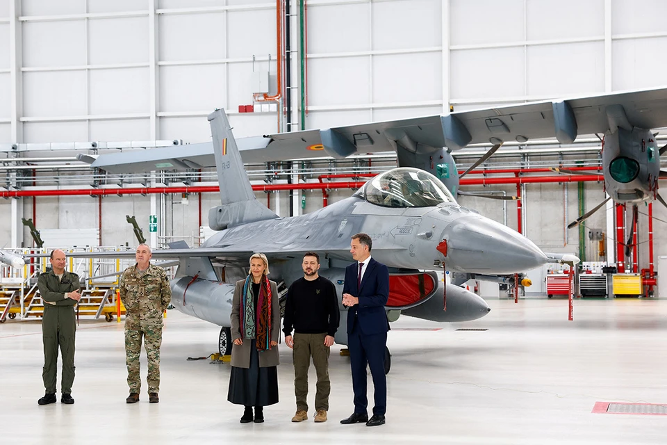 ВВС Украины начали менять имеющийся советский авиапарк на американские F-16