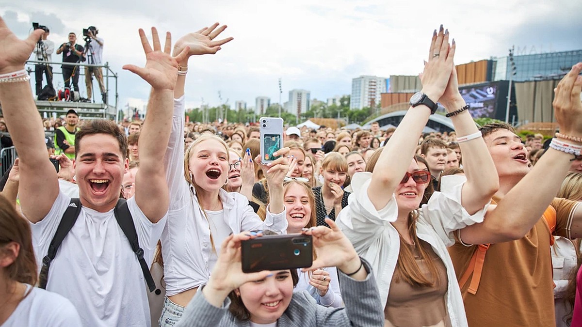 В Перми хедлайнером краевого «Бала выпускников» станет Кирилл Скрипник -  KP.RU