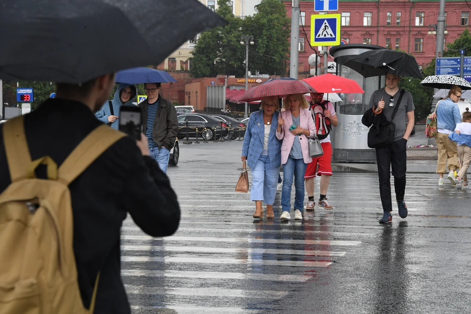 Дончан просят быть осторожными во время непогоды.