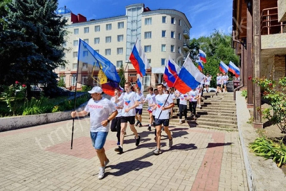 В спортивном мероприятии приняли участие более 30 легкоатлетов. Фото: ТГ/Кулемзин