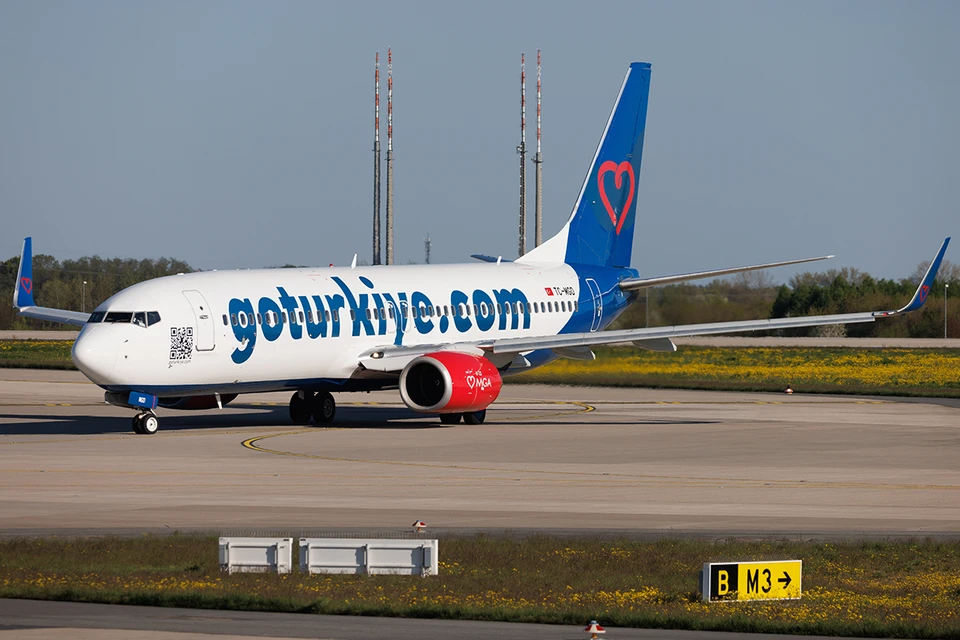 Кондиционер на рейсе Боинг 737-800 авиакомпании Mavi Gok Airlines Анталия-Мюнстер, следовавшем из Турции в Германию сломался перед взлетом.