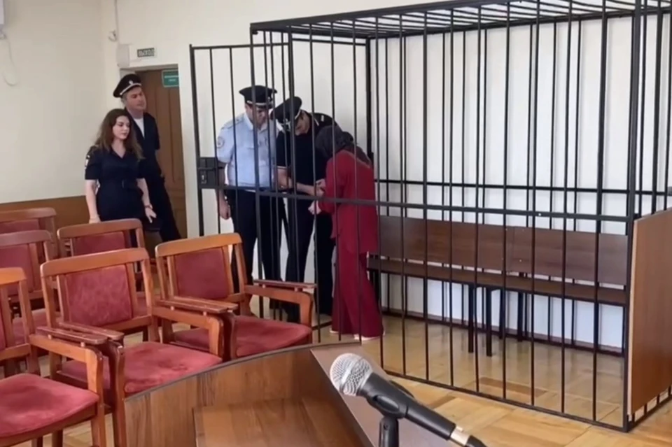 Мать заключили под стражу