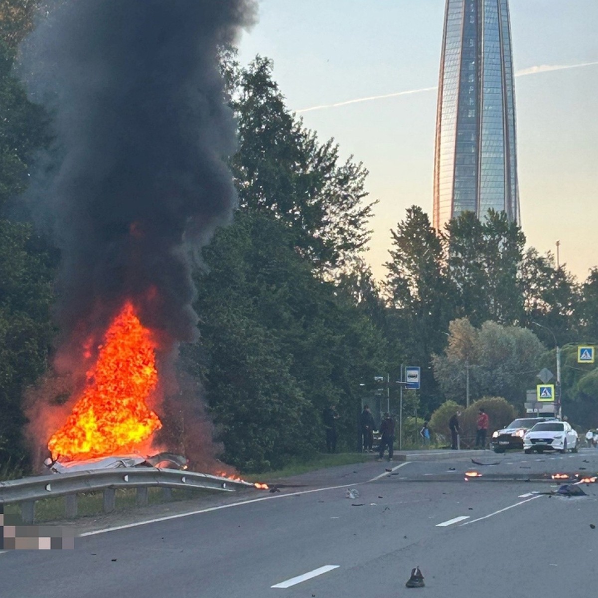 Не были пристегнуты: Личности трех девушек, погибших в страшном ДТП в  машине инспектора ДПС из Петербурга, до сих пор не опознали - KP.RU