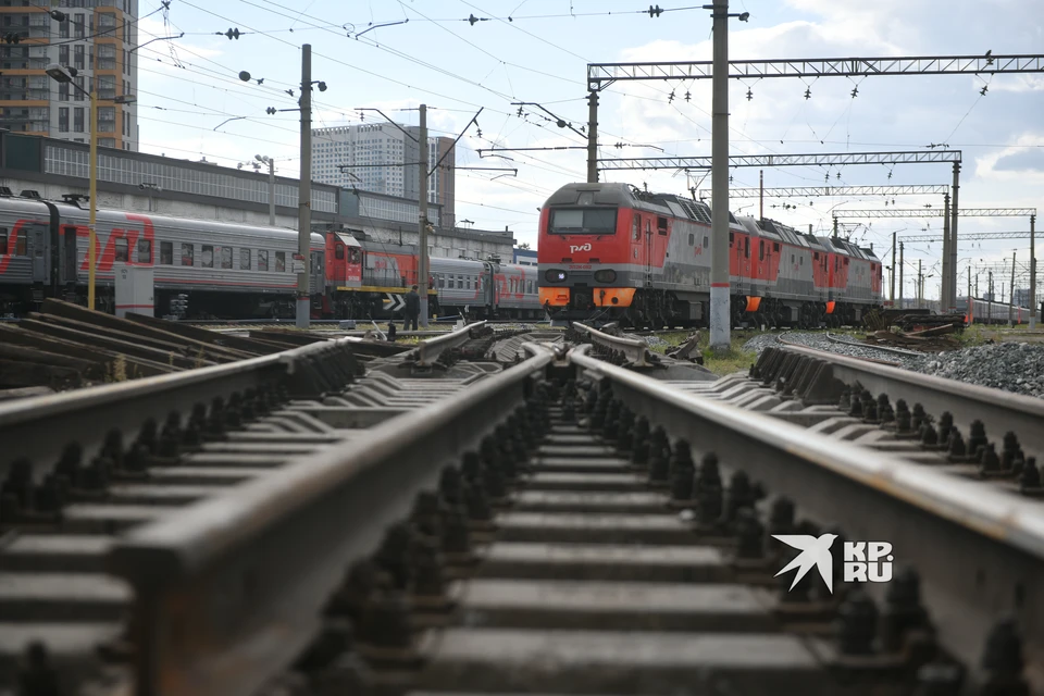 Тело девушки нашли на железнодорожных путях