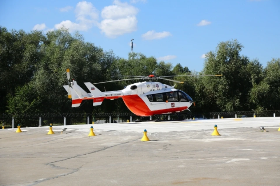 Несовершеннолетних с ожогами транспортировали на вертолете в Саратов.