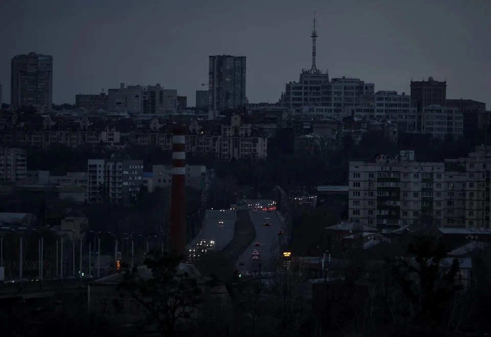 Мэр Харькова Терехов сообщил о новых взрывах в городе на фоне воздушной тревоги