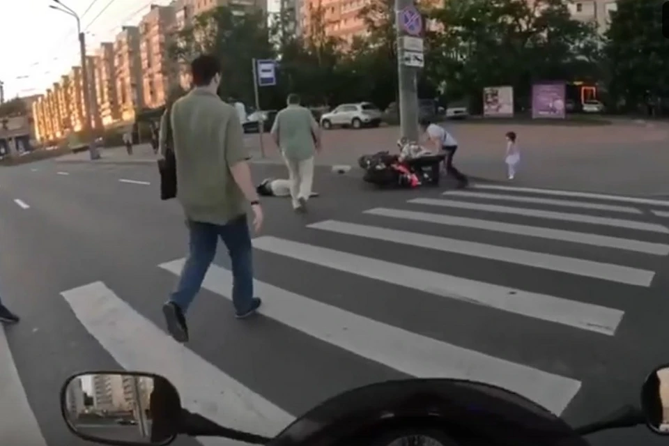 Пенсионерку сбили на пешеходном переходе в Петербурге. Фото: «Мотосолидарность ДТП»